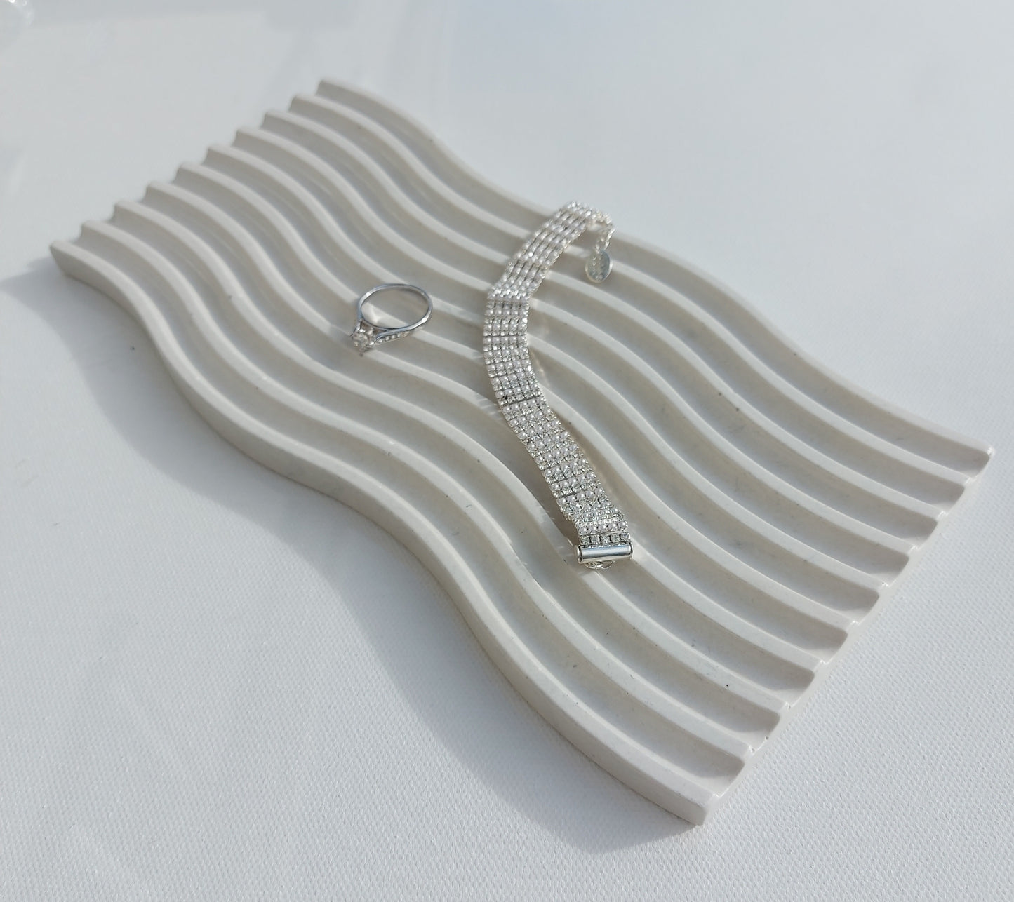 Large Wavy Jewellery and Candle Holder Tray ( white )